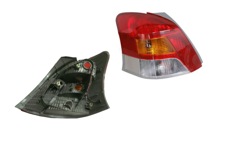 TOYOTA YARIS NCP90 TAIL LIGHT LEFT HAND SIDE
